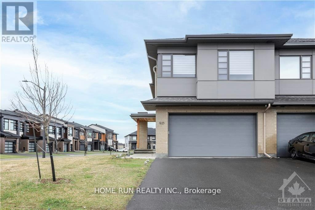 923 Chipping Circle, Ottawa, ON, K4M 0E7