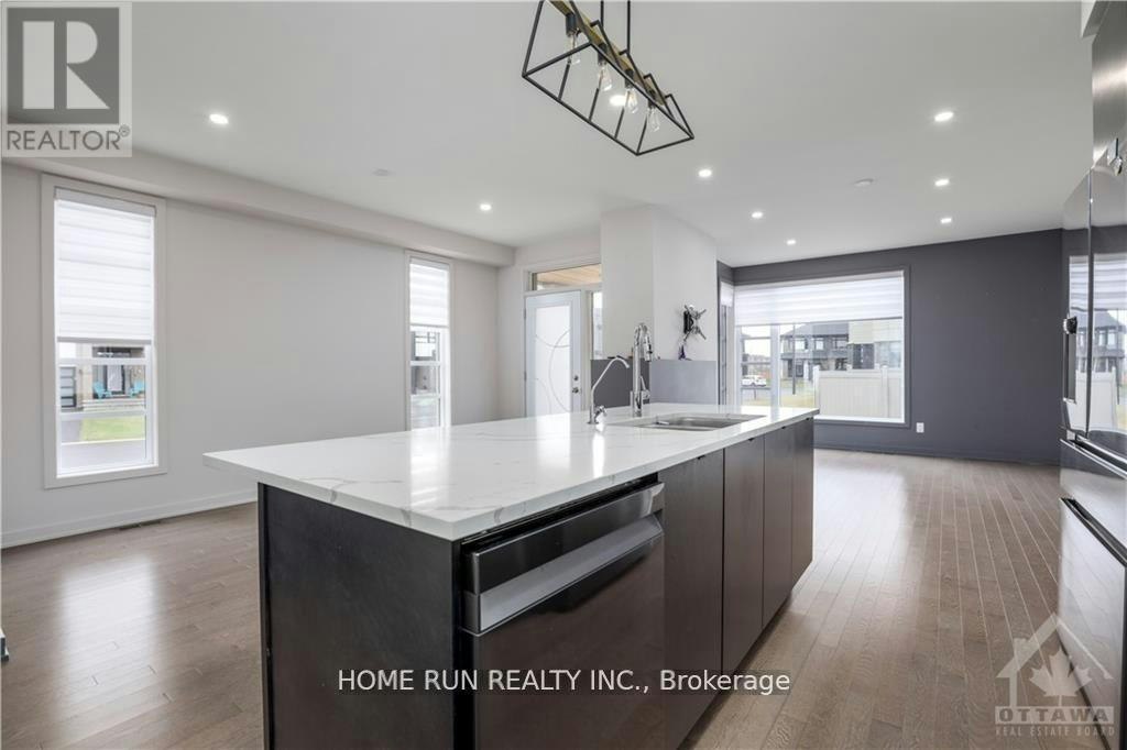 923 Chipping Circle, Ottawa, ON, K4M 0E7 - 10