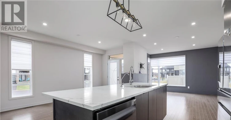 923 Chipping Circle, Ottawa, ON, K4M 0E7 - 10