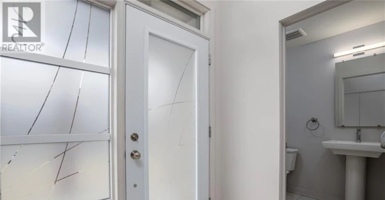 923 Chipping Circle, Ottawa, ON, K4M 0E7 - 2