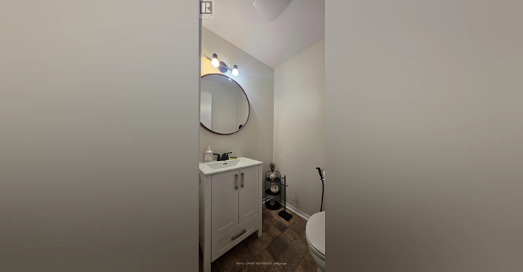 13 Ridgeburn Gate, Ottawa, ON, K1B 4C7 - 4