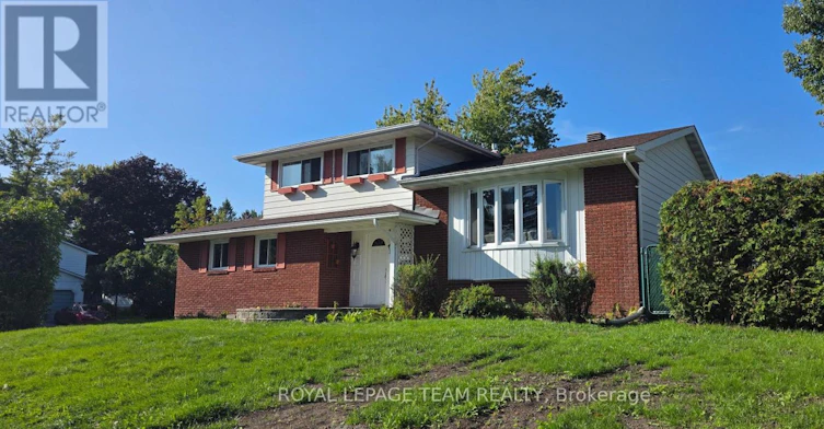 13 Ridgeburn Gate, Ottawa, ON, K1B 4C7 - 3