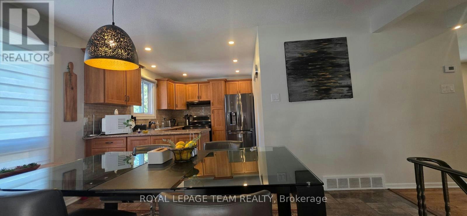 13 Ridgeburn Gate, Ottawa, ON, K1B 4C7 - 11