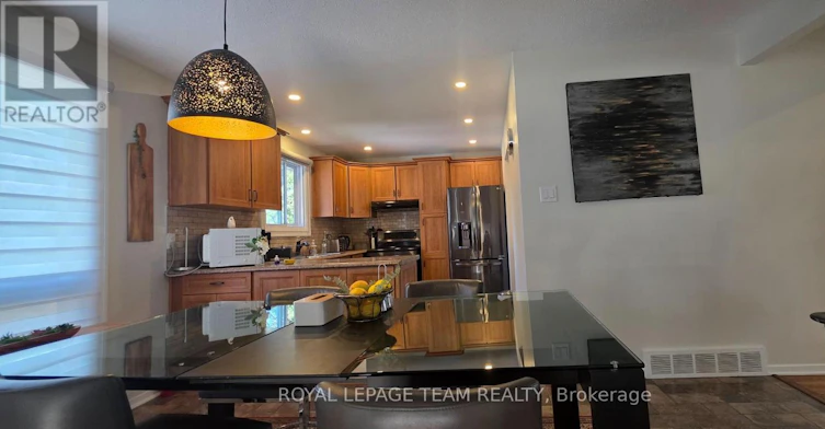 13 Ridgeburn Gate, Ottawa, ON, K1B 4C7 - 11