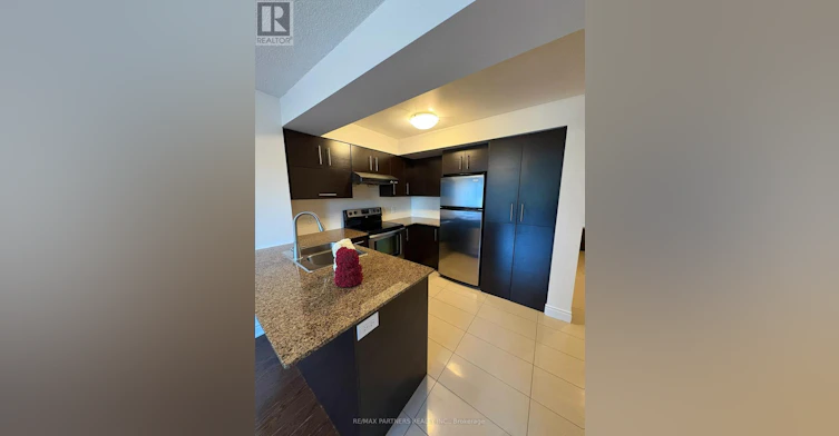 315-233 Park Road SOUTH, Markham, ON, L3T 0B3 - 2
