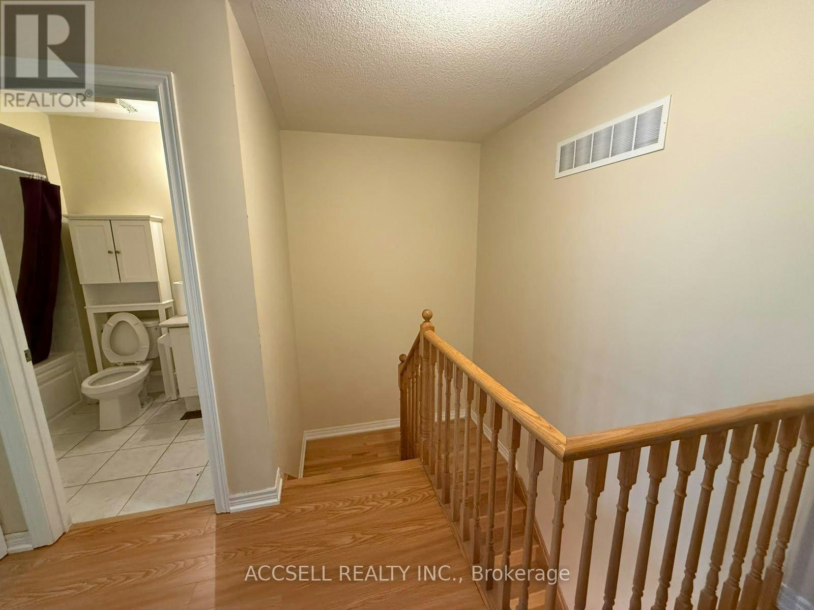 223 Unionville Avenue SOUTH, Markham, ON, L3R 5L3 - 12