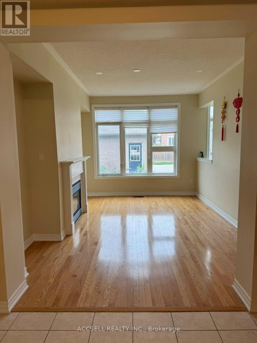 223 Unionville Avenue SOUTH, Markham, ON, L3R 5L3 - 11
