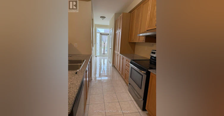 223 Unionville Avenue SOUTH, Markham, ON, L3R 5L3 - 10