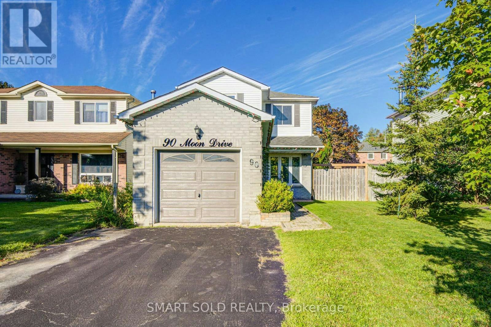 90 Moon Drive, Barrie, ON, L4N 7G9 - 2