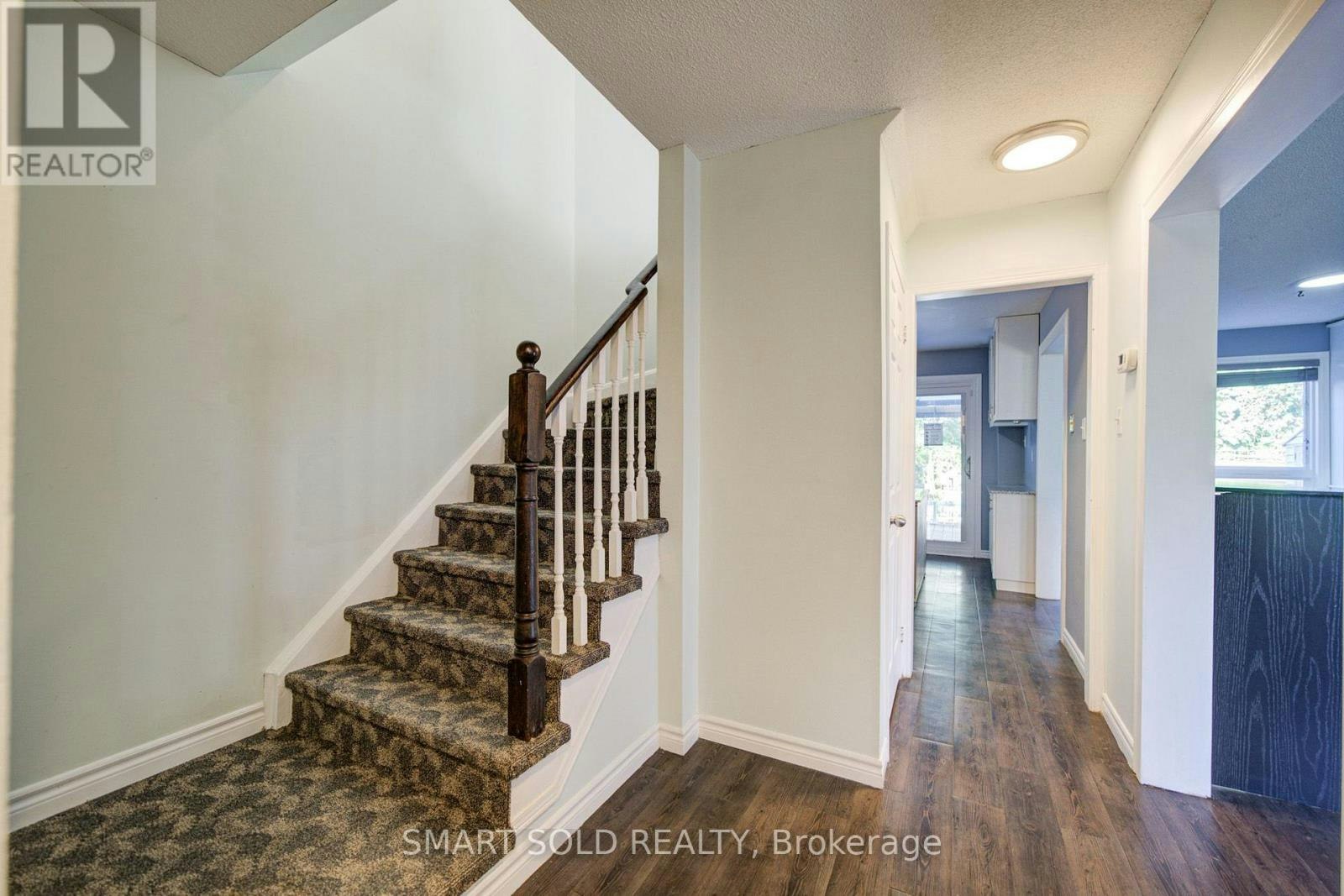 90 Moon Drive, Barrie, ON, L4N 7G9 - 4