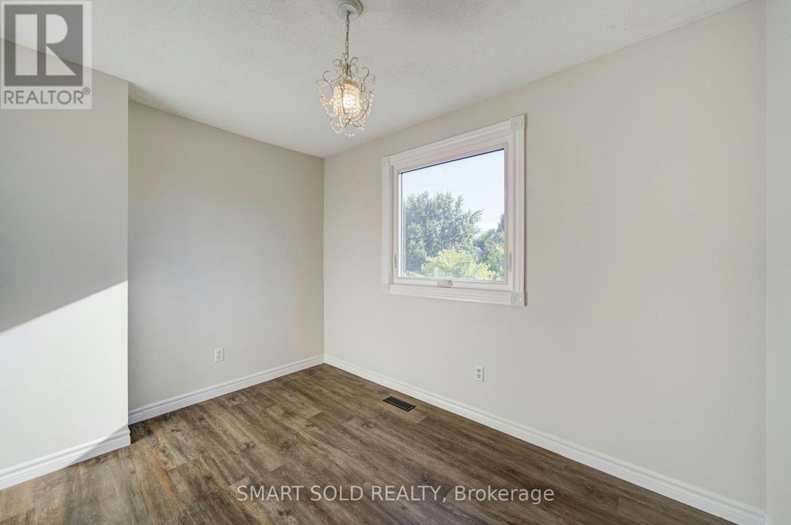 90 Moon Drive, Barrie, ON, L4N 7G9 - 27