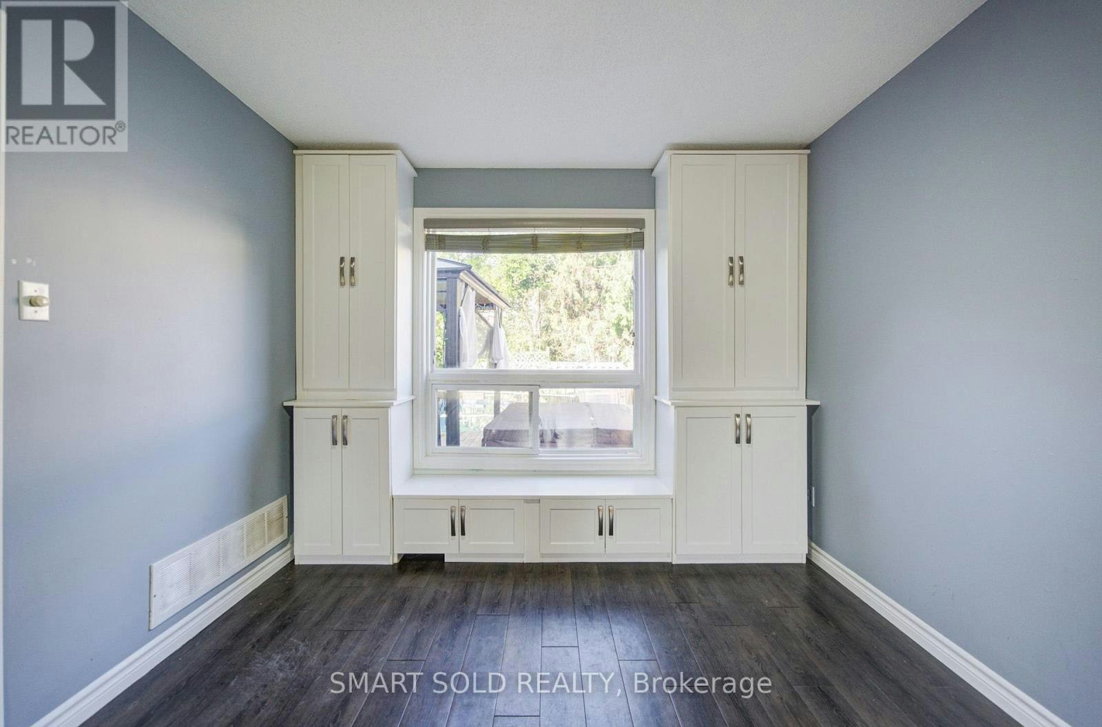 90 Moon Drive, Barrie, ON, L4N 7G9 - 11