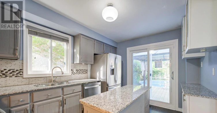 90 Moon Drive, Barrie, ON, L4N 7G9 - 14