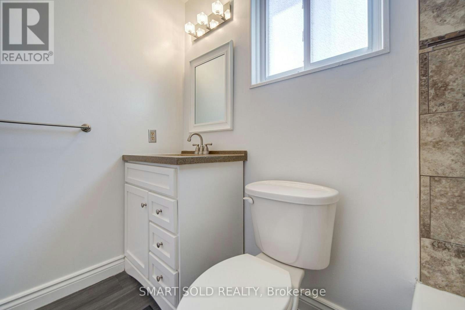 90 Moon Drive, Barrie, ON, L4N 7G9 - 26