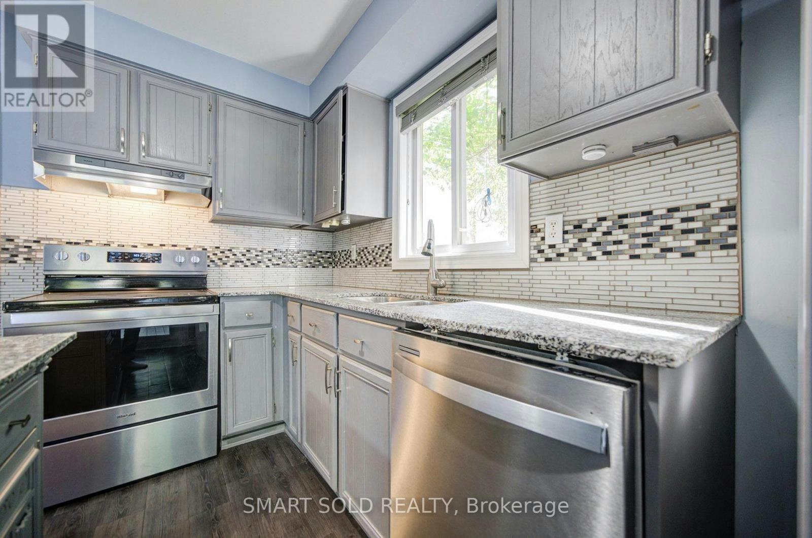 90 Moon Drive, Barrie, ON, L4N 7G9 - 16