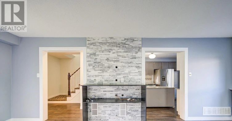 90 Moon Drive, Barrie, ON, L4N 7G9 - 8