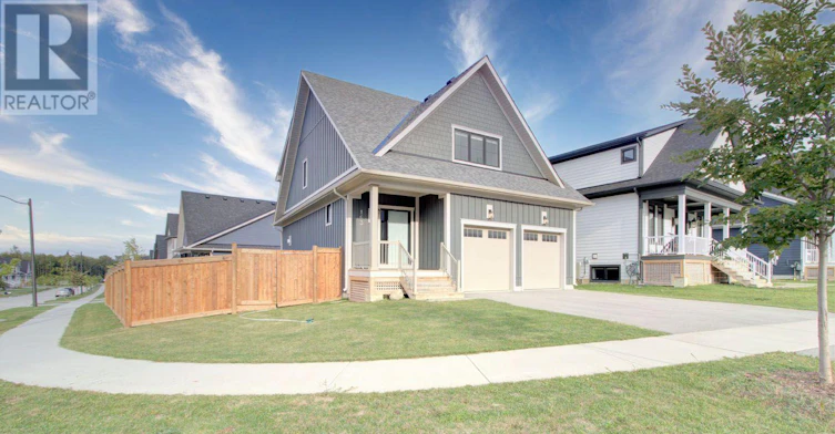 163 Courtland Street, Blue Mountains, ON, L9Y 5L7