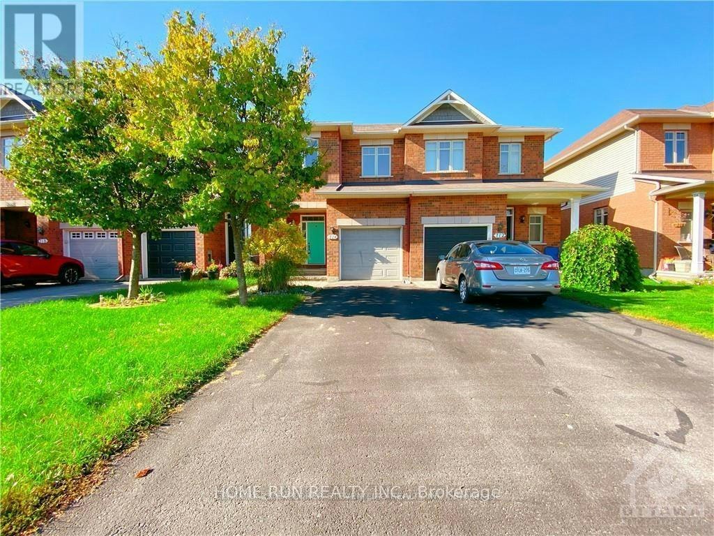 714 Nakina Way, Ottawa, ON, K1V 2H9