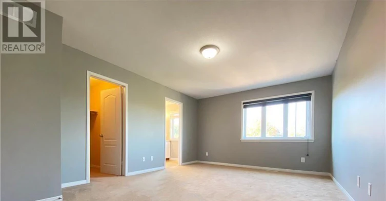 714 Nakina Way, Ottawa, ON, K1V 2H9 - 12