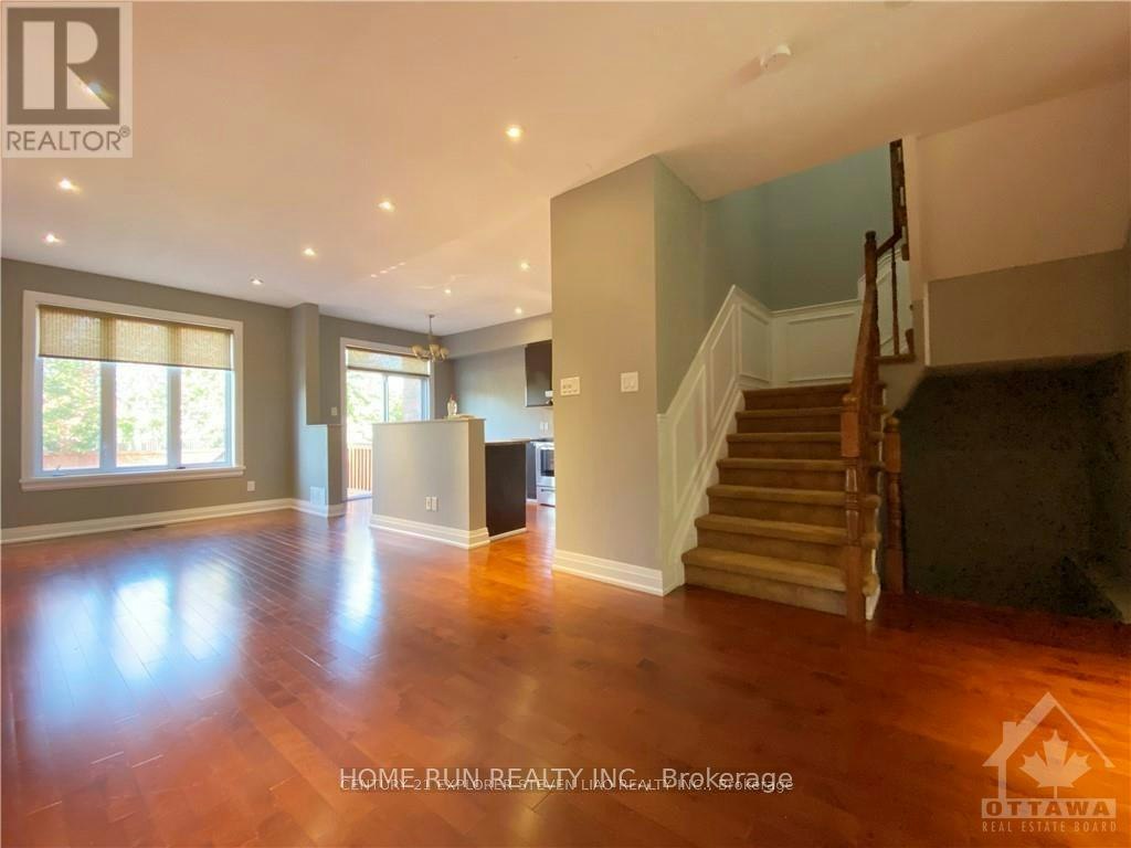 714 Nakina Way, Ottawa, ON, K1V 2H9 - 5