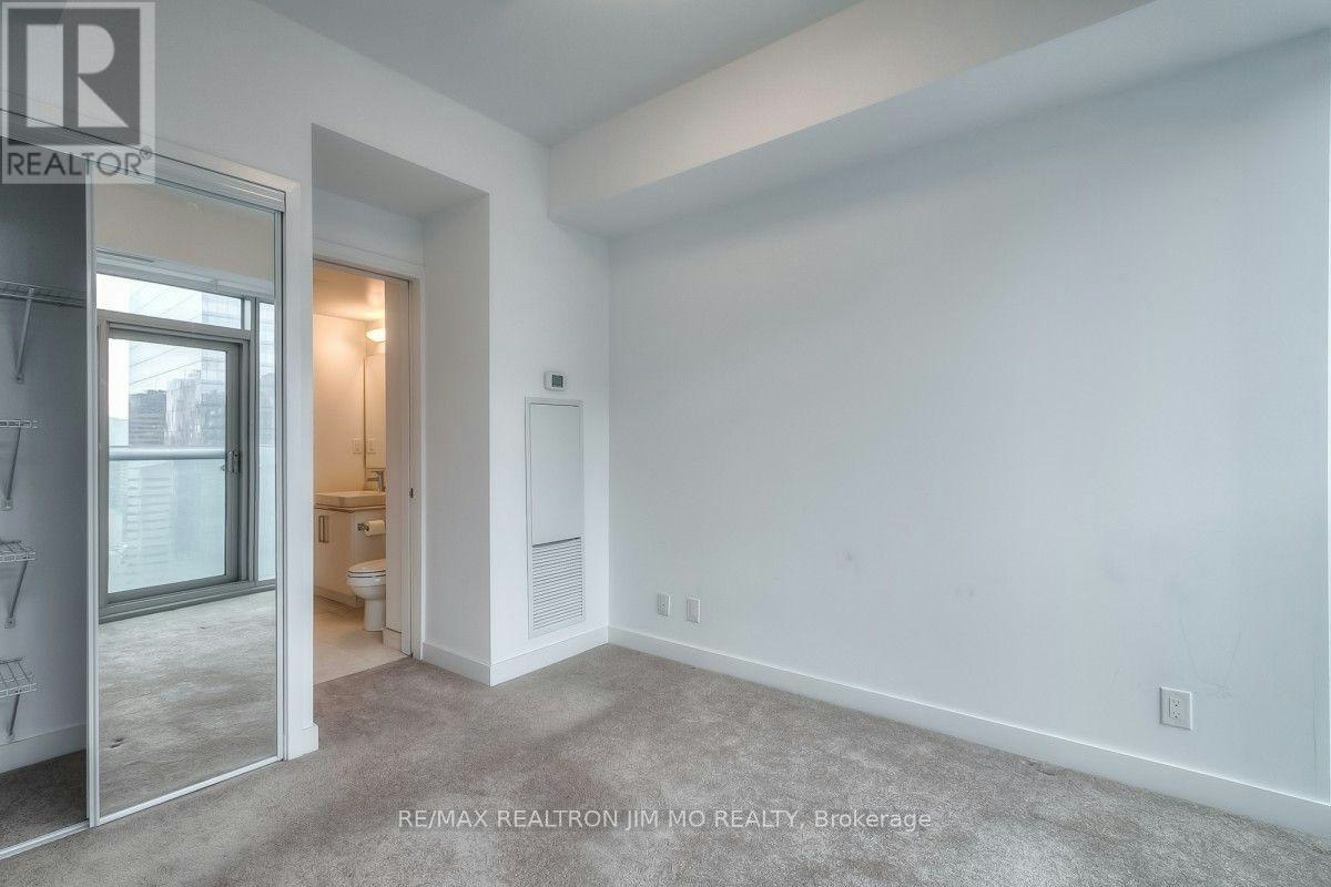 2610-12 York Street, Toronto, ON, M5J 0A9 - 11