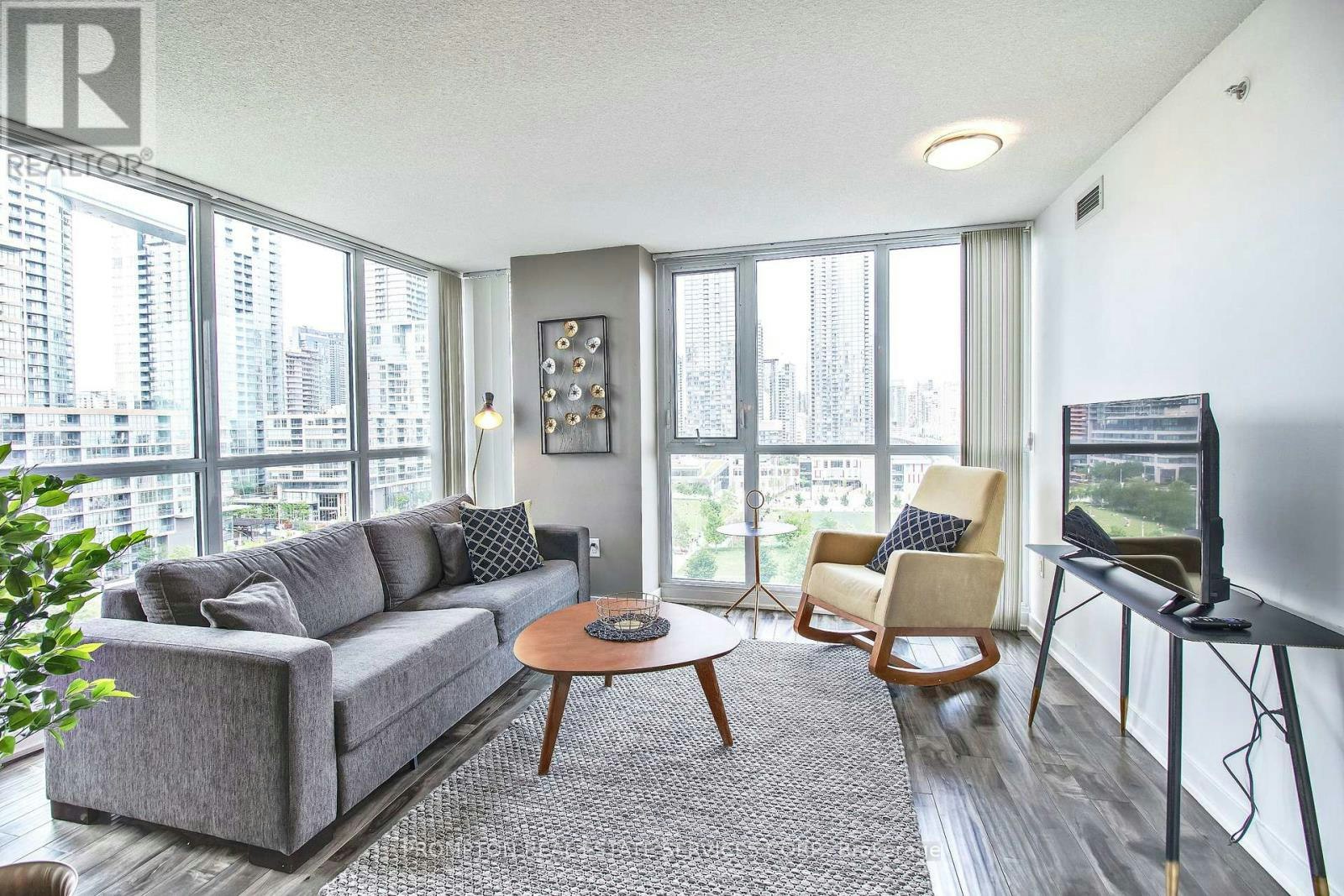 1101-75 Queens Wharf Road, Toronto, ON, M5V 0J8 - 9