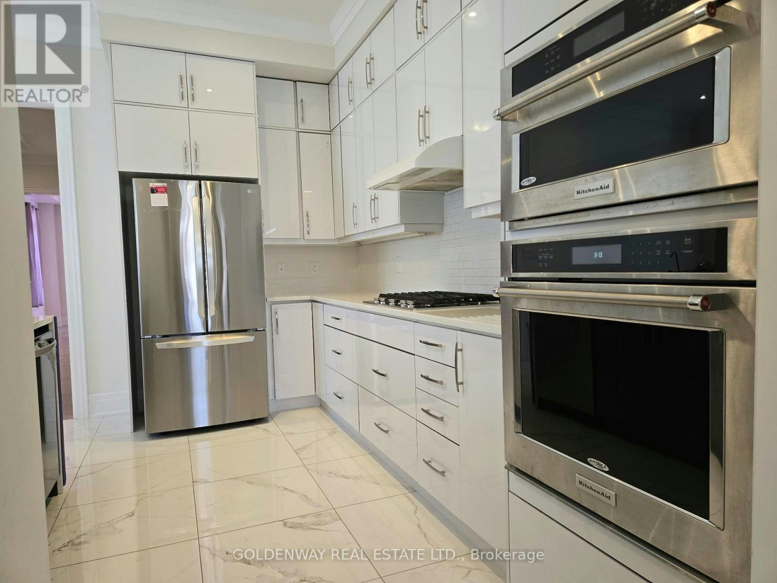 188 Paradelle Drive, Richmond Hill, ON, L4E 0E4 - 7