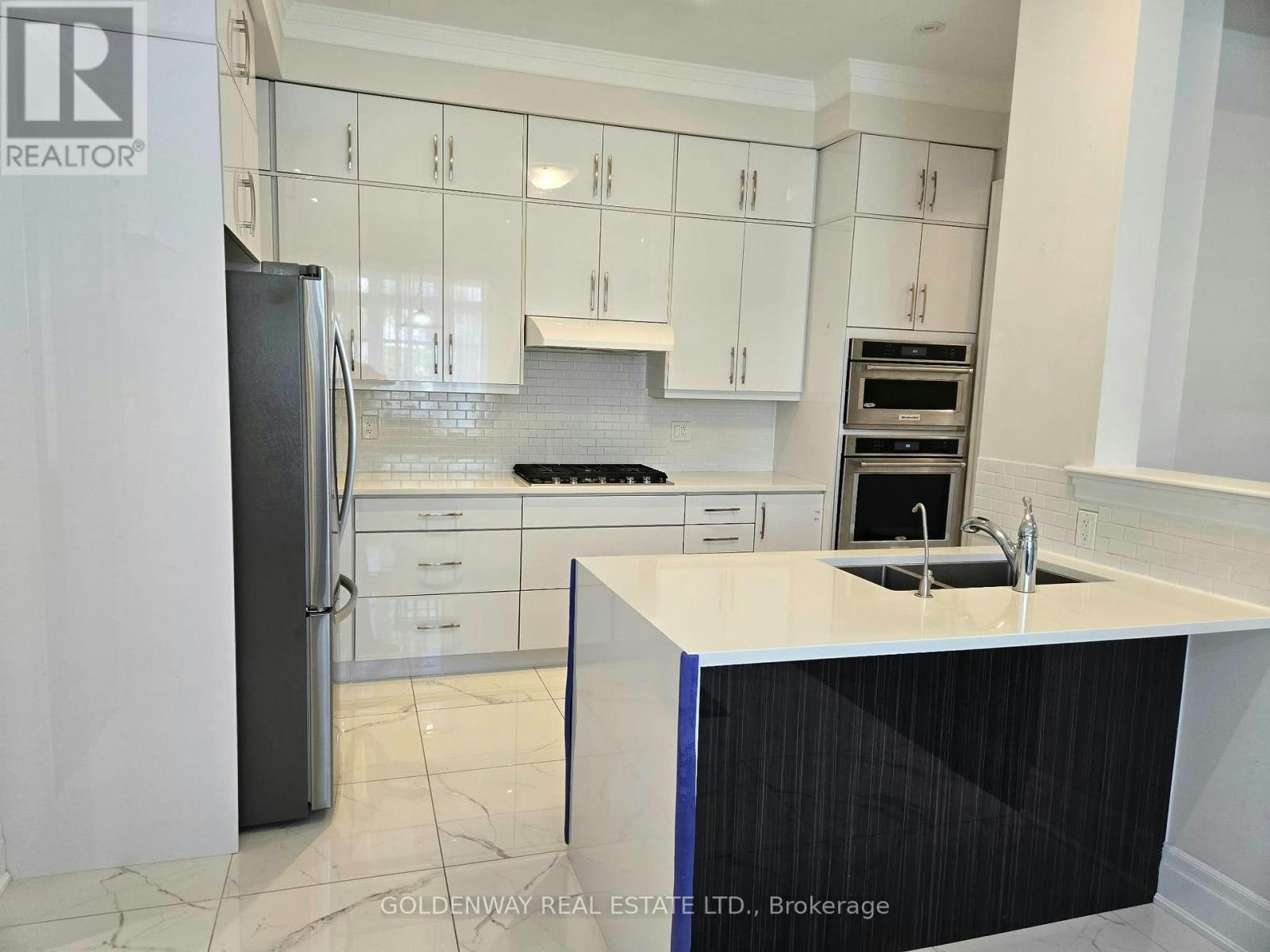 188 Paradelle Drive, Richmond Hill, ON, L4E 0E4 - 6