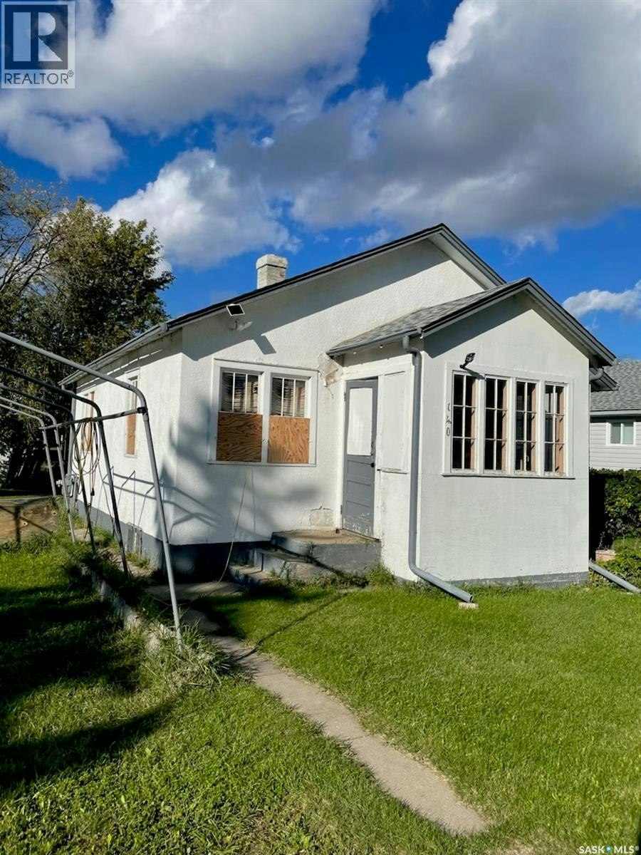 140 29th Street W, Prince Albert, SK, S6V 7L8