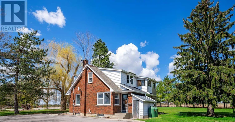 7265 Baldwin Street N, Whitby, ON, L1M 1Y3 - 4
