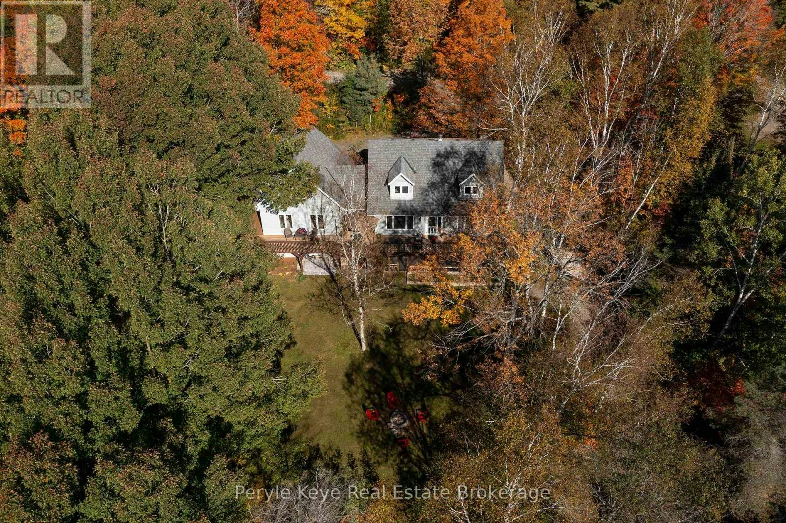 1042 Hillside Crescent, Lake of Bays, ON, P1H 2J6