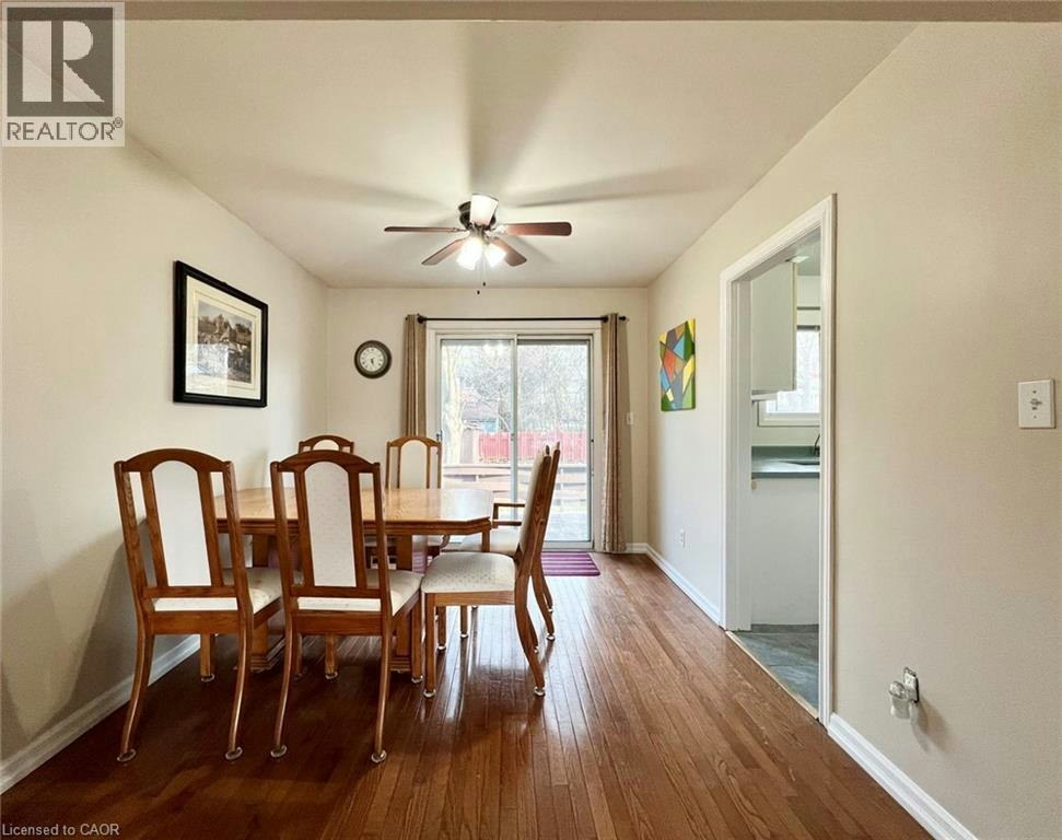 2-109 Moccasin Drive, Waterloo, ON, N2L 4C2 - 3