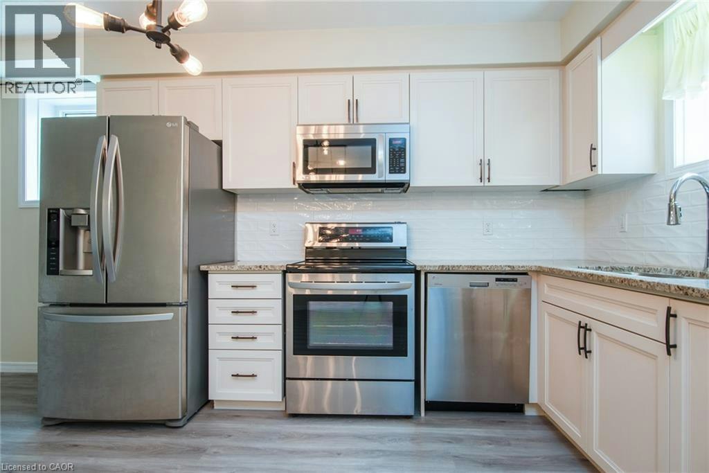 D-230 Jessica Crescent, Kitchener, ON, N2R 0C5 - 16