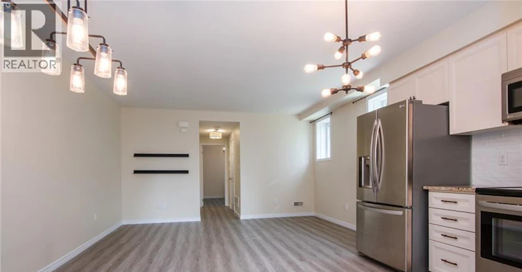 D-230 Jessica Crescent, Kitchener, ON, N2R 0C5 - 7