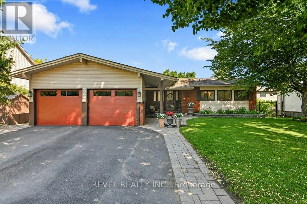 2555 Regina Street, Ottawa, ON, K2B 6X4