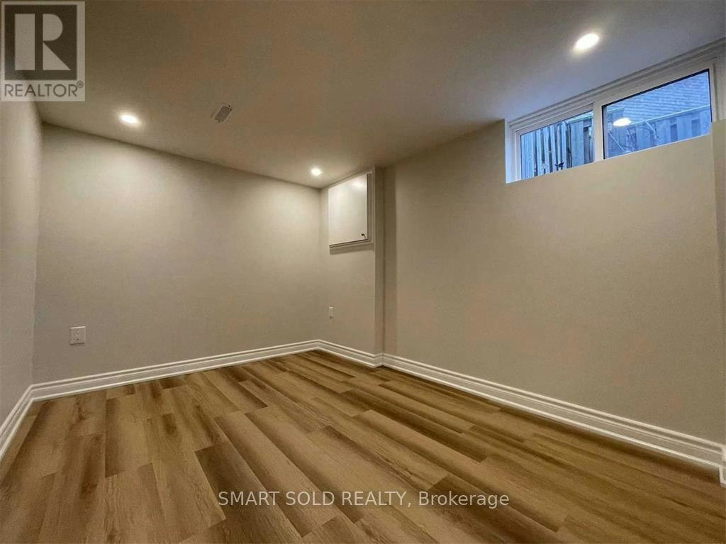 GROUND Lower 9 Salinger Court, Toronto, ON, M2J 3R8 - 11