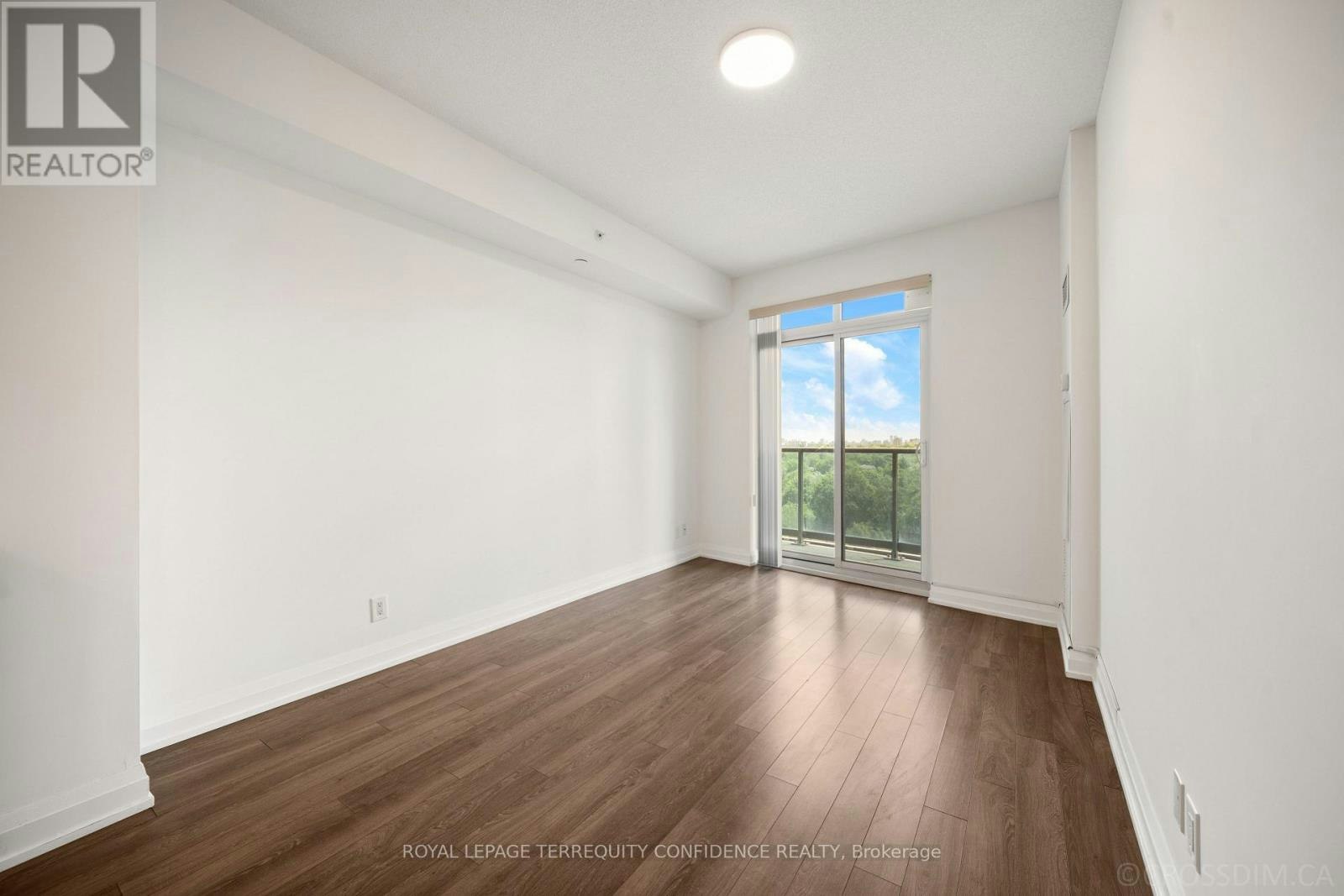 727-7161 Yonge Street, Vaughan, ON, L3T 0C8 - 9