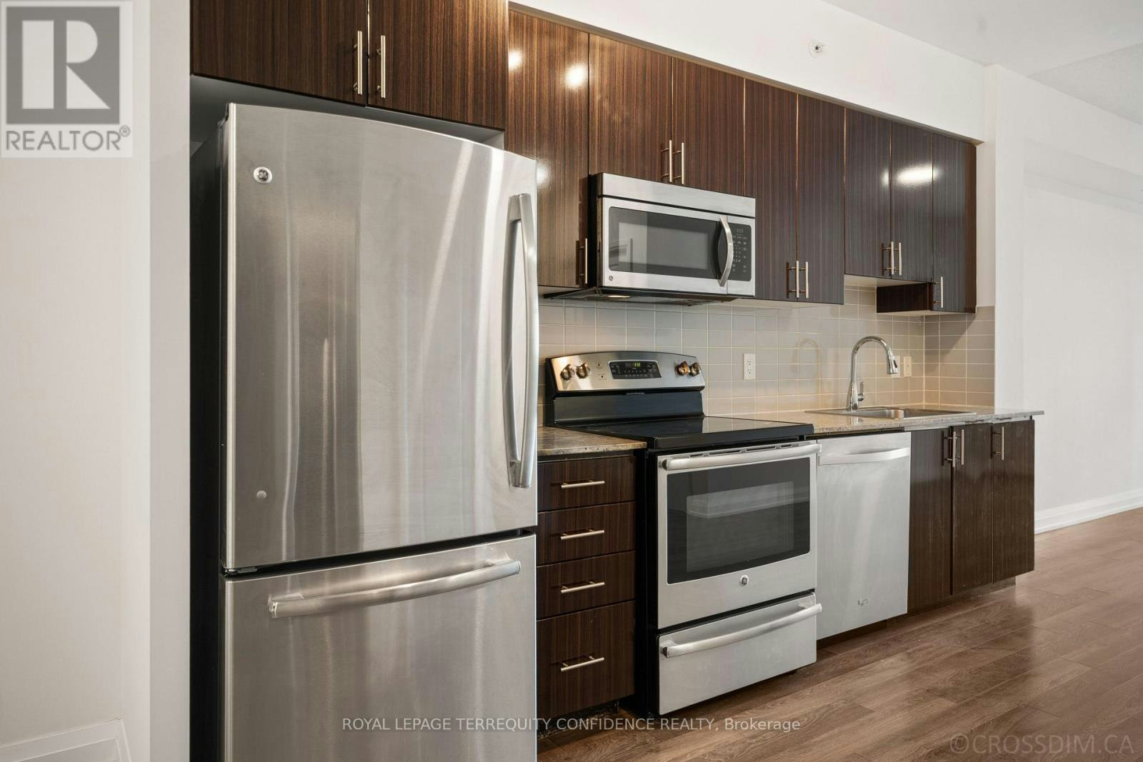 727-7161 Yonge Street, Vaughan, ON, L3T 0C8 - 5