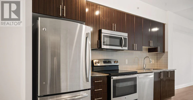 727-7161 Yonge Street, Vaughan, ON, L3T 0C8 - 5