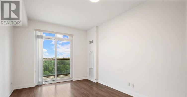 727-7161 Yonge Street, Vaughan, ON, L3T 0C8 - 7