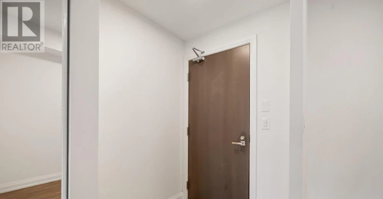 727-7161 Yonge Street, Vaughan, ON, L3T 0C8 - 3