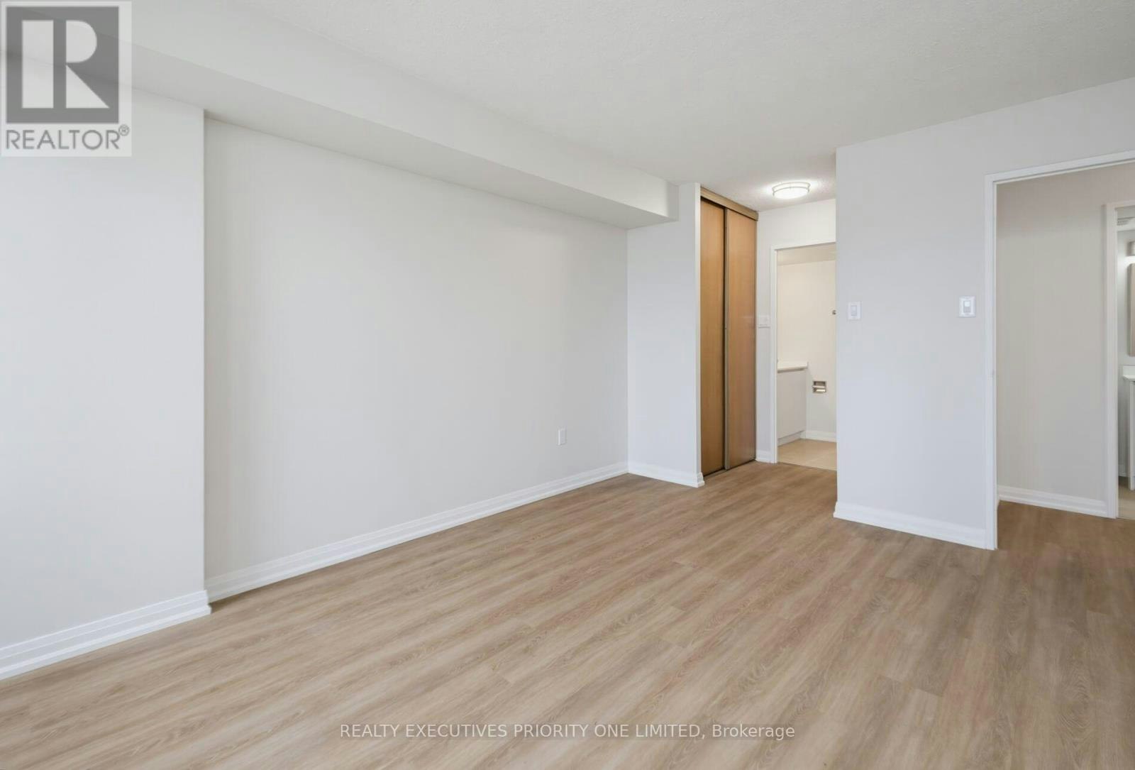 1501-7460 Bathurst Street, Vaughan, ON, L4J 7K9 - 18