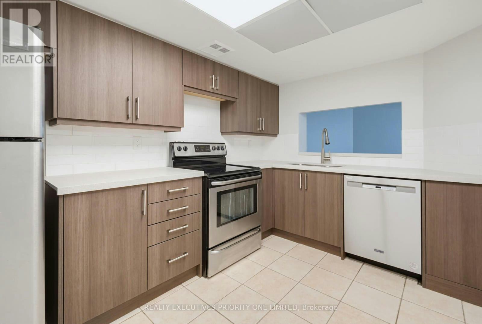 1501-7460 Bathurst Street, Vaughan, ON, L4J 7K9 - 14