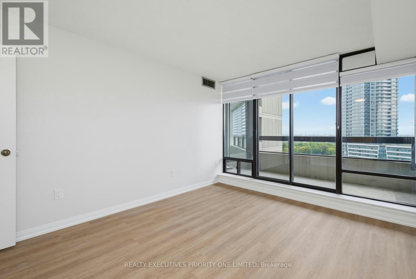 1501-7460 Bathurst Street, Vaughan, ON, L4J 7K9 - 17