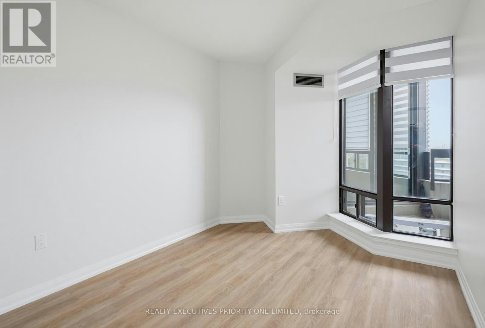 1501-7460 Bathurst Street, Vaughan, ON, L4J 7K9 - 22