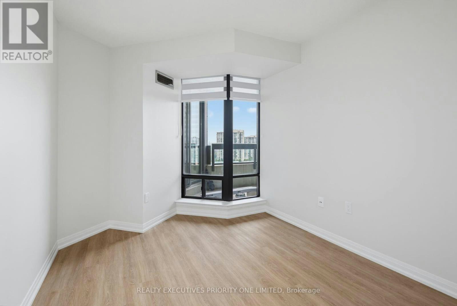 1501-7460 Bathurst Street, Vaughan, ON, L4J 7K9 - 21