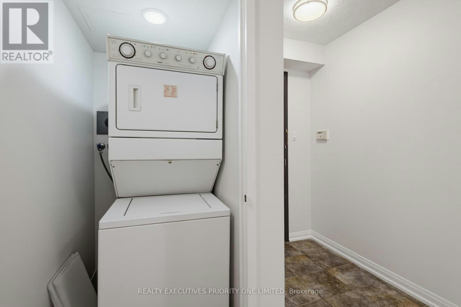 1501-7460 Bathurst Street, Vaughan, ON, L4J 7K9 - 25