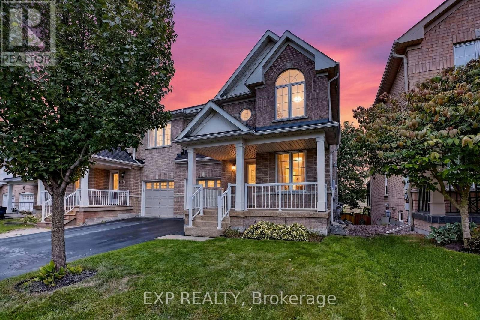 127 Knapton Drive, Newmarket, ON, L3X 3B3