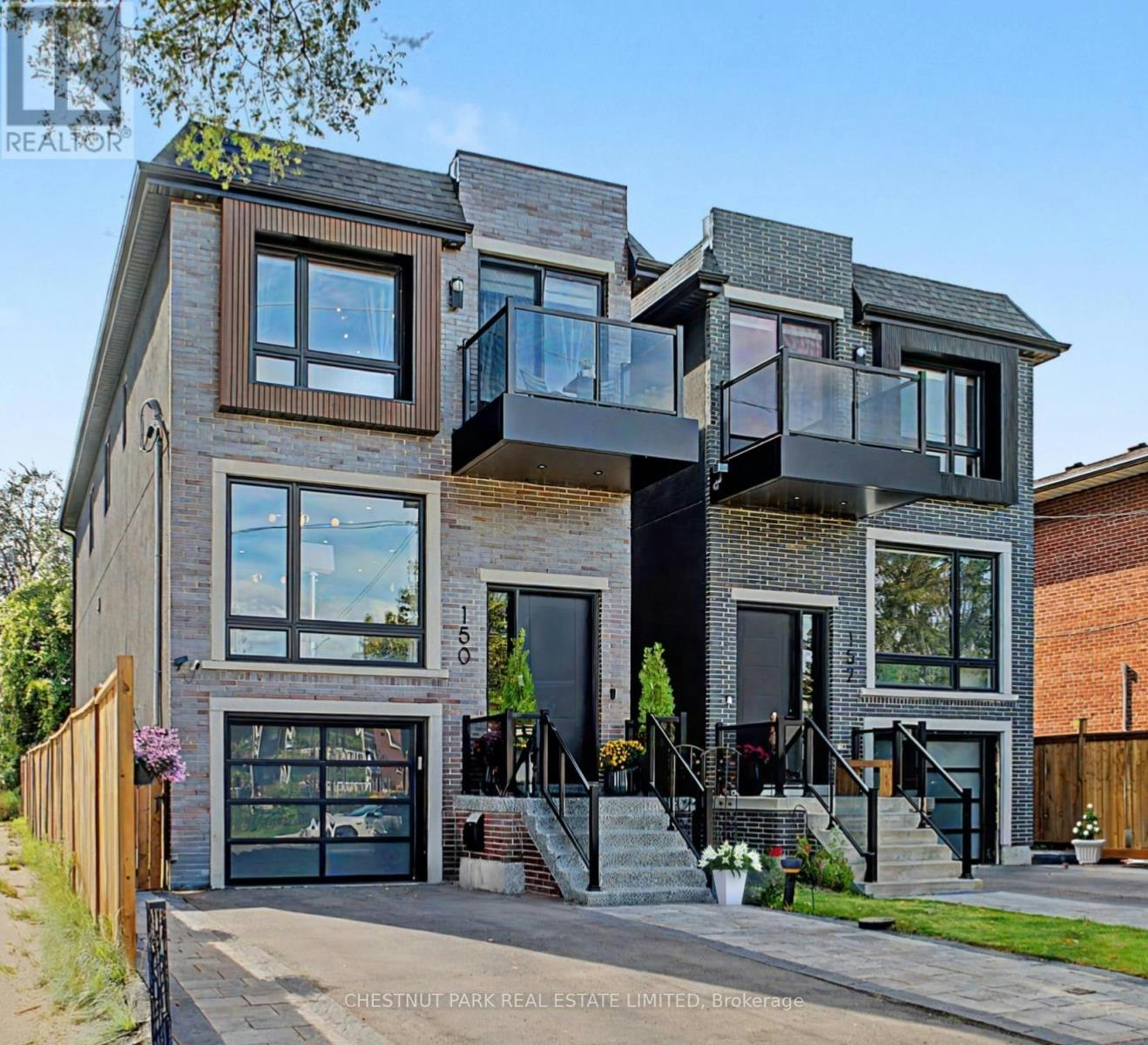 150 Sheldon Avenue, Toronto, ON, M8W 4L6