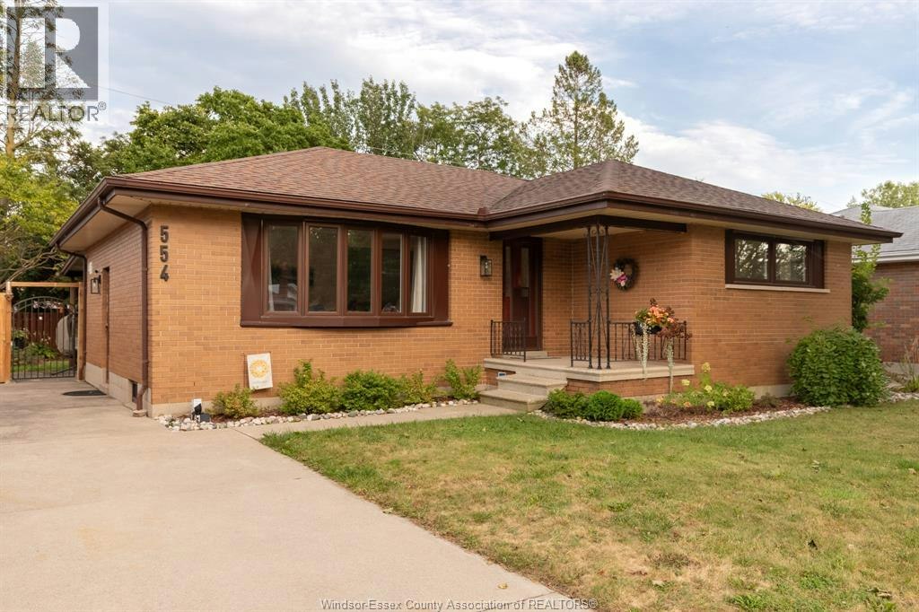 554 Bertha Avenue, Windsor, ON, N8P 1B7